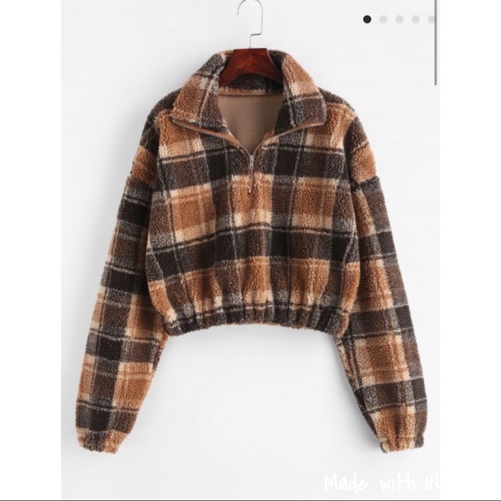 Plaid a teddy Sweater